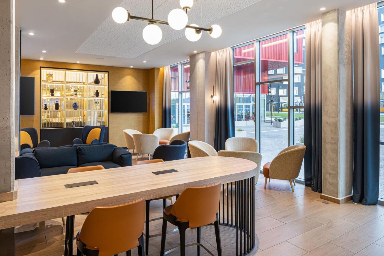 Courtyard By Marriott Paris Charles De Gaulle Central Airport Roissy-en-France Buitenkant foto